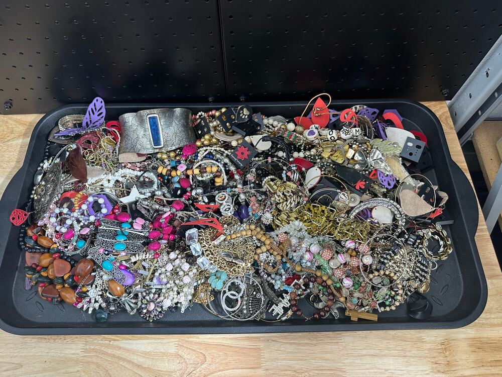 14 lbs Broken Jewlery For Repurpose